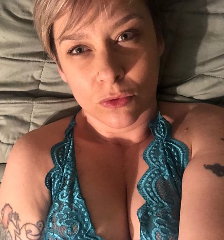 WV Woman nsfw onlyfans