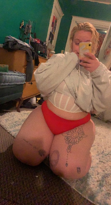 Anya Hill onlyfans x