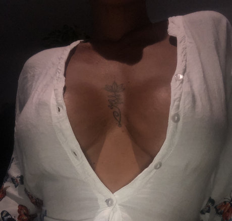 Hot Mom sexy onlyfans