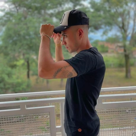 Facundo Farias onlyfans page