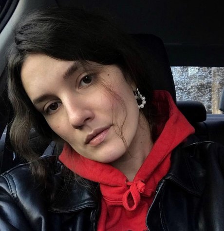 Kira Smith onlyfans porn leak