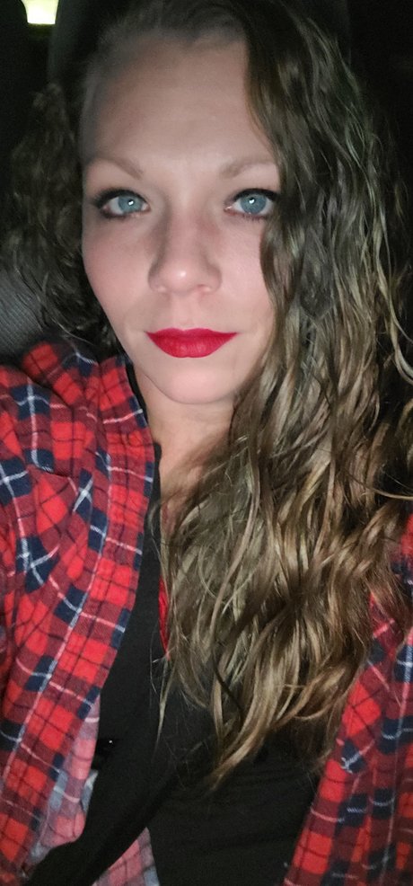 HARD Hat Hottie onlyfans public photos