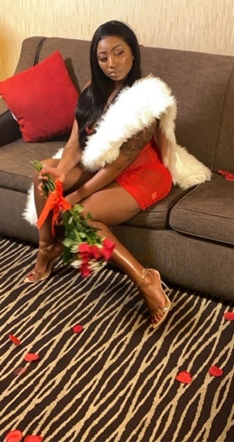 YUMMI leaked onlyfans.