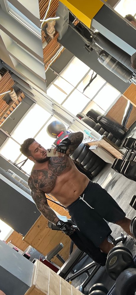 Costa Costa porn onlyfans leaks