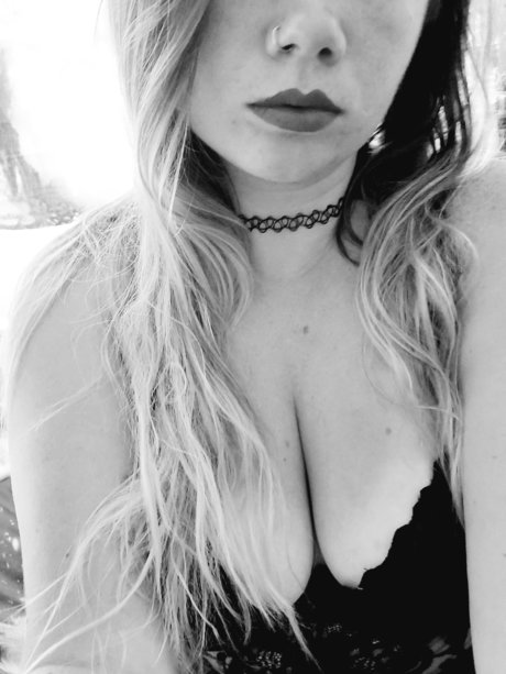 Molly Mania porn onlyfans