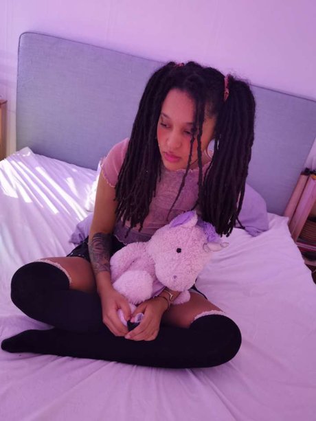 _Milly Noelle_ only fans pics