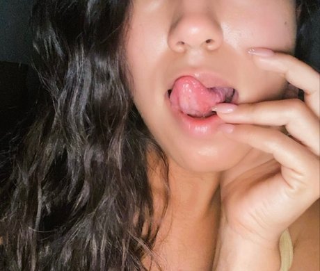 Kyana desnuda onlyfans