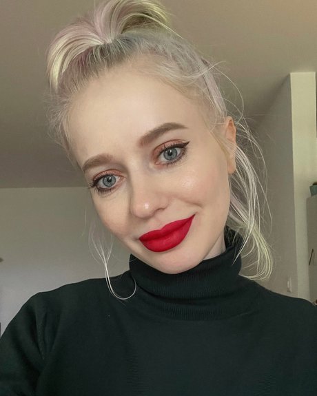 insomnia anna leaked onlyfans nudes