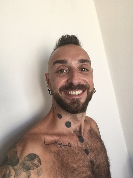 Mi on onlyfans model images