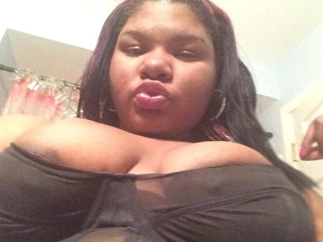 LuLu Hawai i leaked onlyfans free