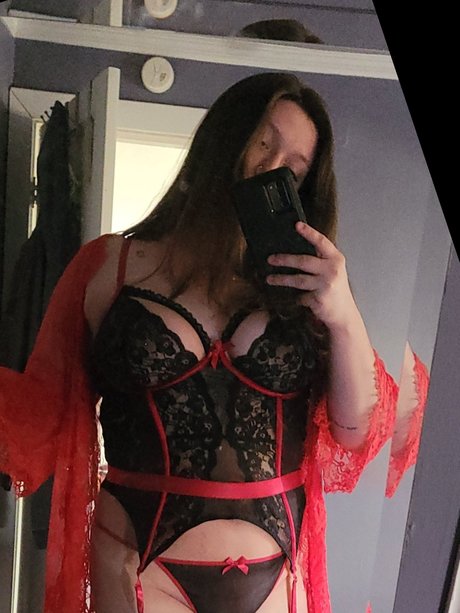 Lulu Lacy onlyfans nide