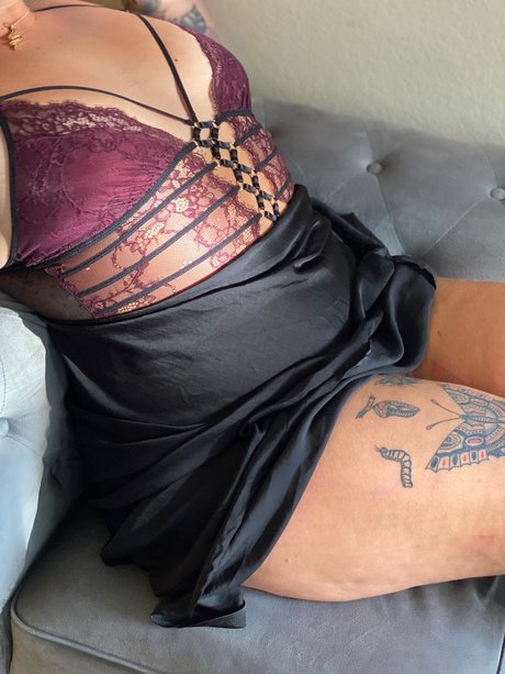 Bay Bee leaks onlyfans