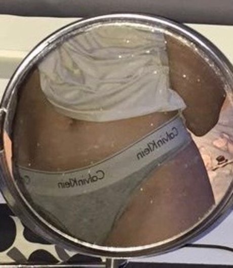 kiwi cake nude only fans leaks