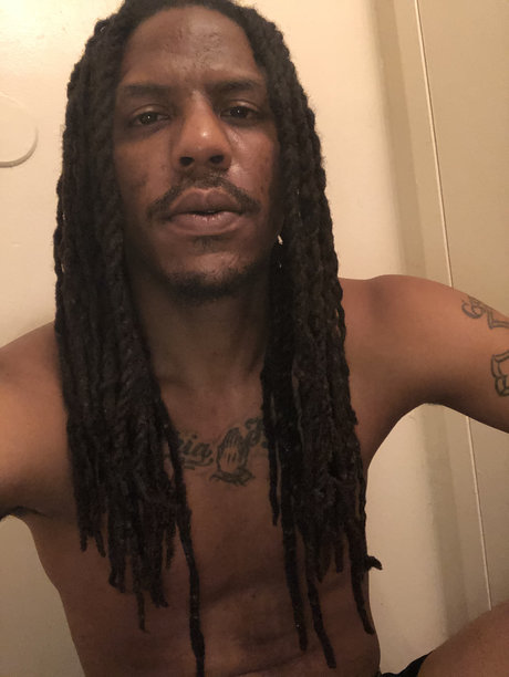 sologuy onlyfans photo