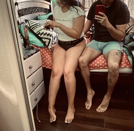 StonedWeebCpl onlyfans nide