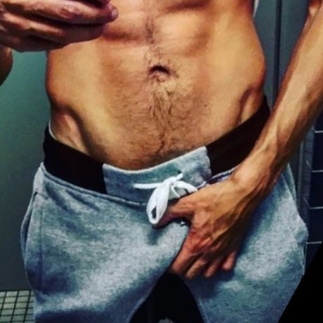 Slim Is Packin Heat_ onlyfans sexy