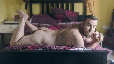 Big Brit Big Dick onlyfans leak nudes