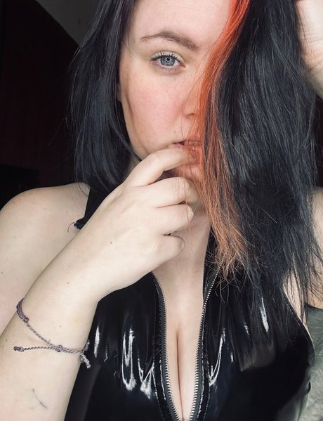 Ella Holly leaked onlyfans photos