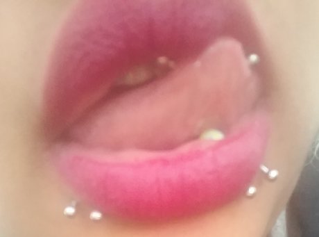 GT QUEENN onlyfans naked