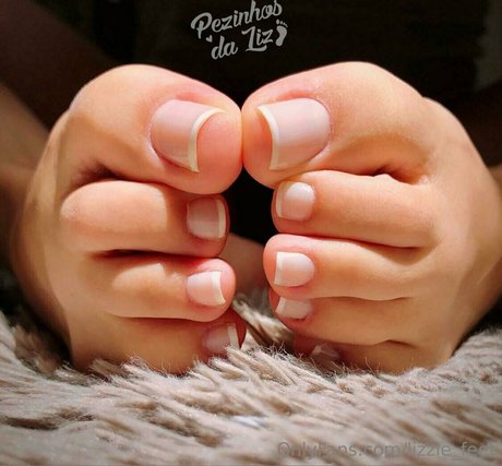 lizzie feet nude onlyfans leak