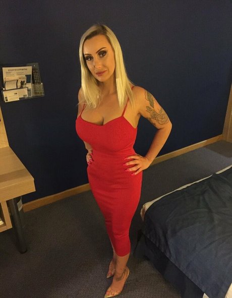 naughtymother onlyfans free content