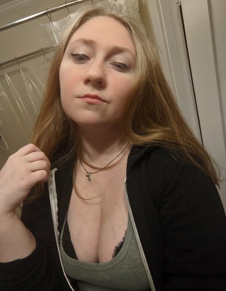 sincerelysarahtrickler onlyfans nude photos