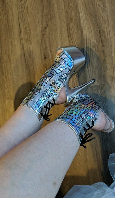 sincerelysarahtrickler only fans pic