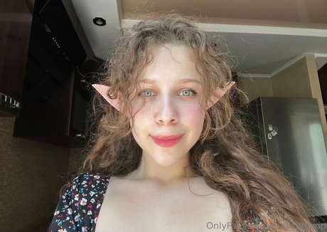 maycurlyvip onlyfans nudes leak