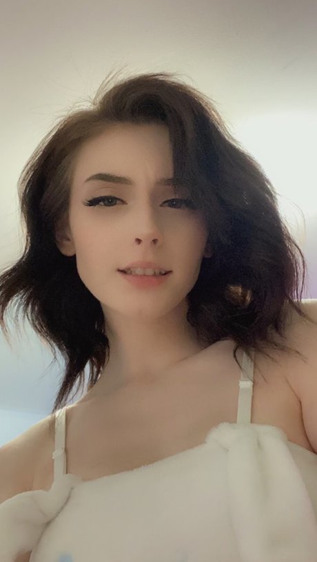 Soggyalien22 onlyfans star