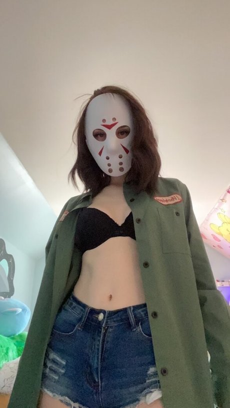 Soggyalien22 onlyfans pics