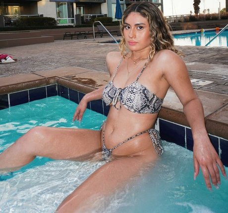 whoisvictoriax onlyfans leaks free