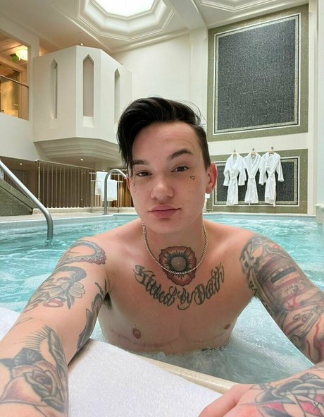 nikkihearts only fans nudes