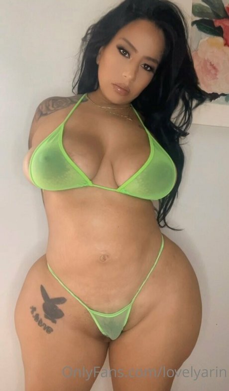 lovelyarin only fans leak nude