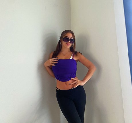 Baby Ariel sexy onlyfans