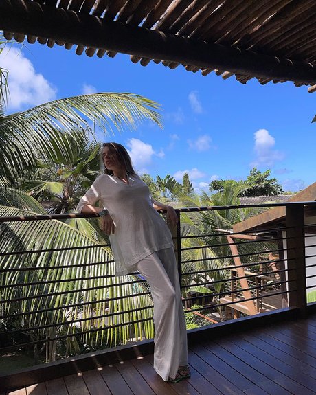 Xenia Tchoumi onlyfans nude