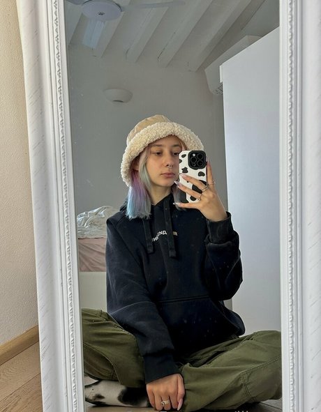 liloo moon naked onlyfans leak