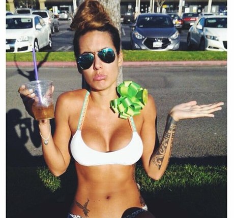 Khalyla Kuhn onlyfans lean