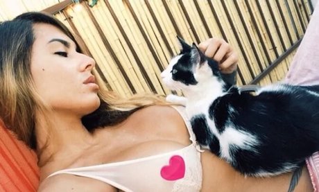 Khalyla Kuhn onlyfans model