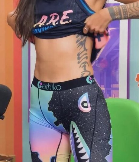 Khalyla Kuhn naked onlyfans