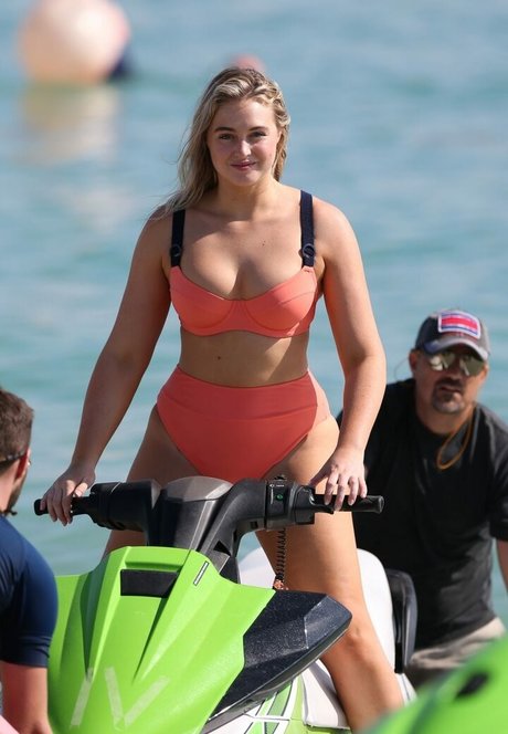 Iskra Lawrence xxx onlyfans
