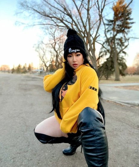 Lily Le onlyfans leaked nudes