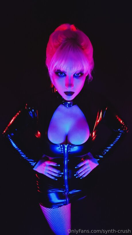 synth crush nude onlyfans leaks