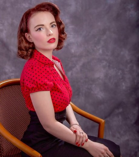 Ellie Littlechild onlyfans nude pics