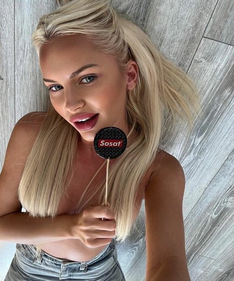 dash a nudes onlyfans leaked