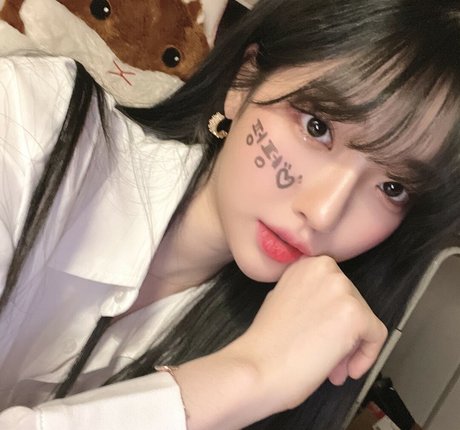 Se Yeon nude only fans leaks