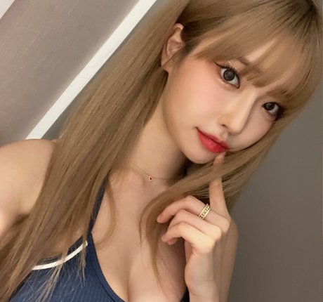 Se Yeon onlyfans leaked nude