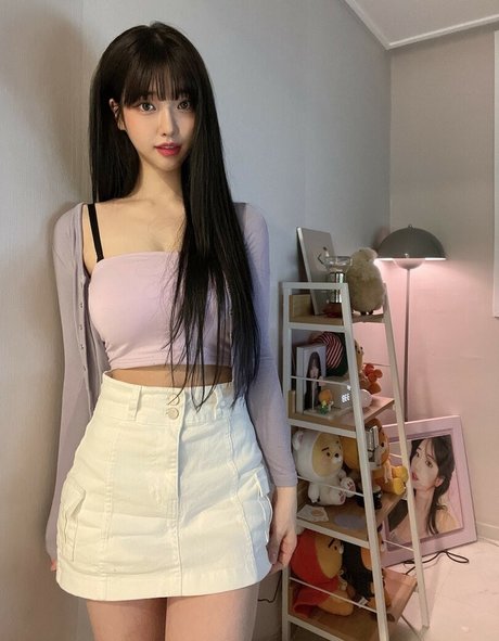 Se Yeon onlyfans leak ass