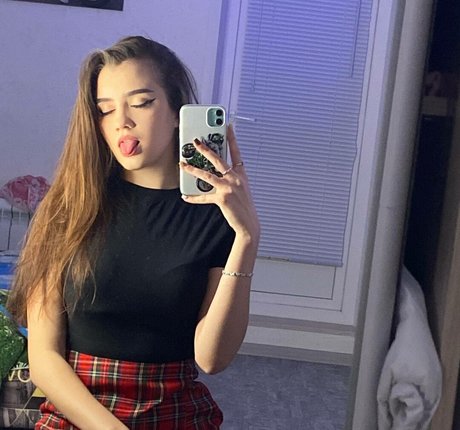 lelyamt onlyfans nude tits