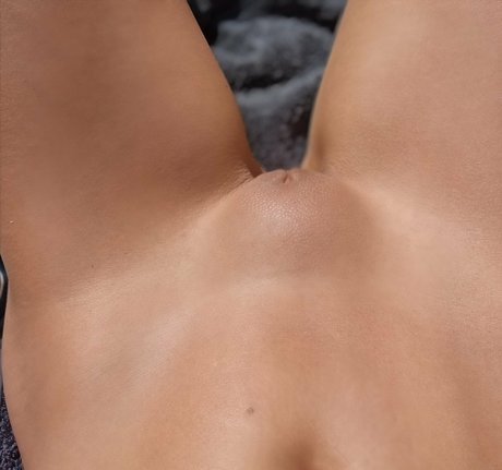 lola rose x leaked nude onlyfans