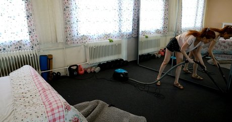 little bee free onlyfans joi